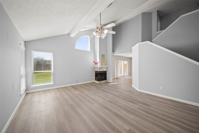 Building Photo - 9418 Westacre Pl