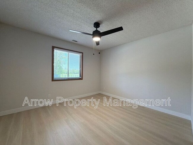 Building Photo - 2334 N 44th St