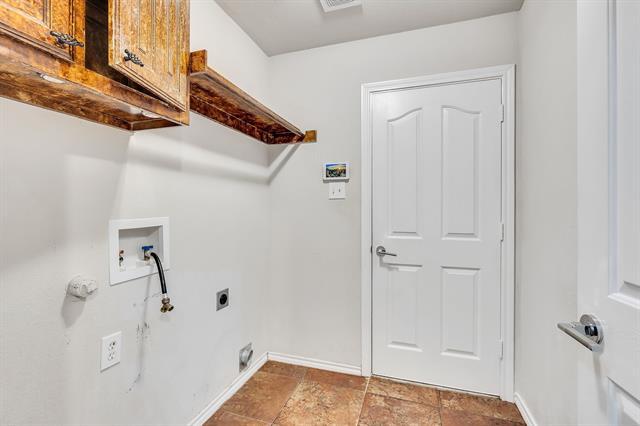 Building Photo - 4917 Woodmeadow Dr