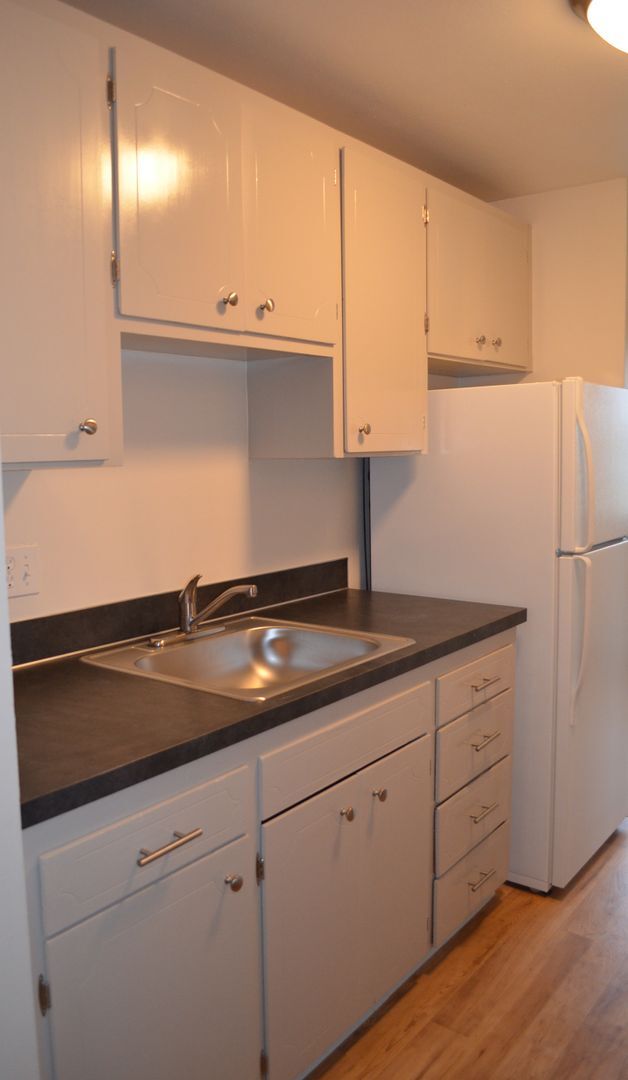 Interior Photo - Harbortown Apartments