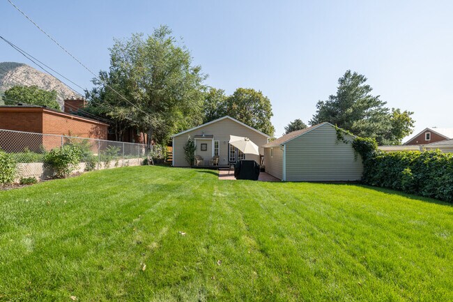 Building Photo - 1568 Cahoon St