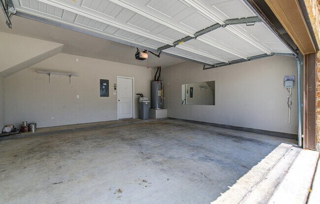 Building Photo - 17324 Brittle Ln