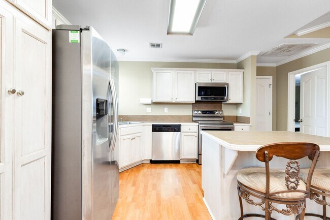 Building Photo - FOR RENT IN CHURCH POINT!