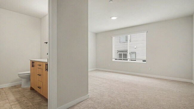 Building Photo - Brand-New Townhome at Cathcart Crossing – Modern Living in a Prime Snohomish Location - Move in R...