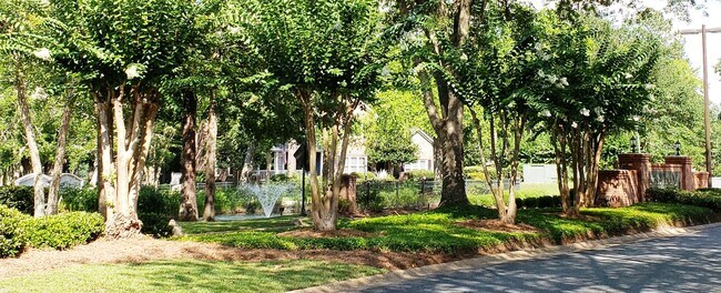 Building Photo - 3 bedroom home for rent in golden eagle's gated community, available July 6 2026, 2 car garage, f...