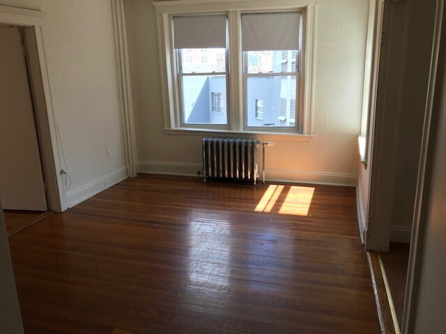 Building Photo - 1162 Boylston St