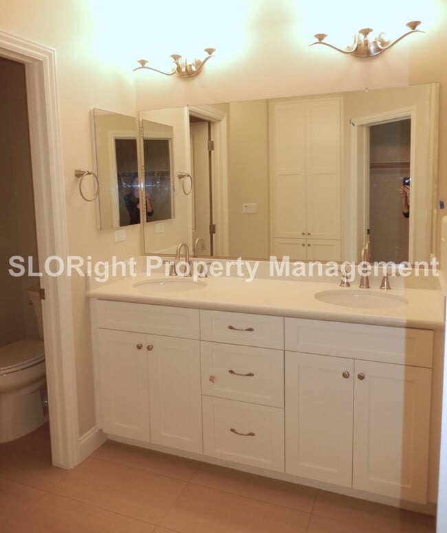 Building Photo - AVAILABLE NOVEMBER - Gorgeous Home in Trilogy Monarch Dunes - 2 Bedroom / 2.5 Bathroom