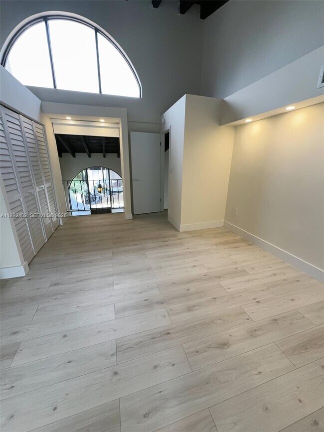 Building Photo - 9280 Biscayne Blvd