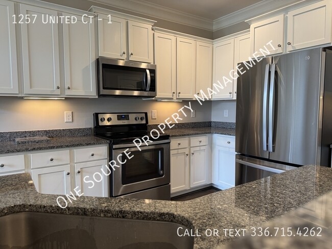 Building Photo - 1257 United Ct