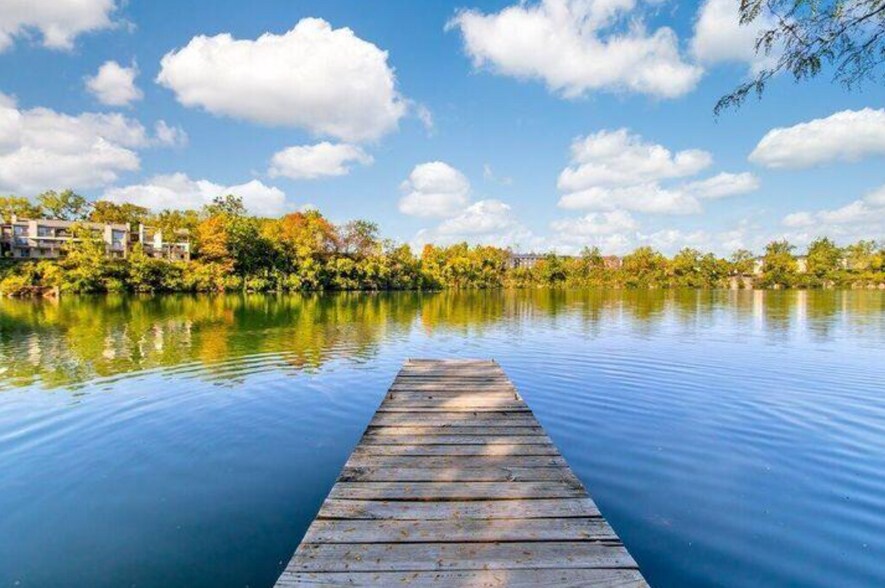 Building Photo - 1478 Cliff Ct