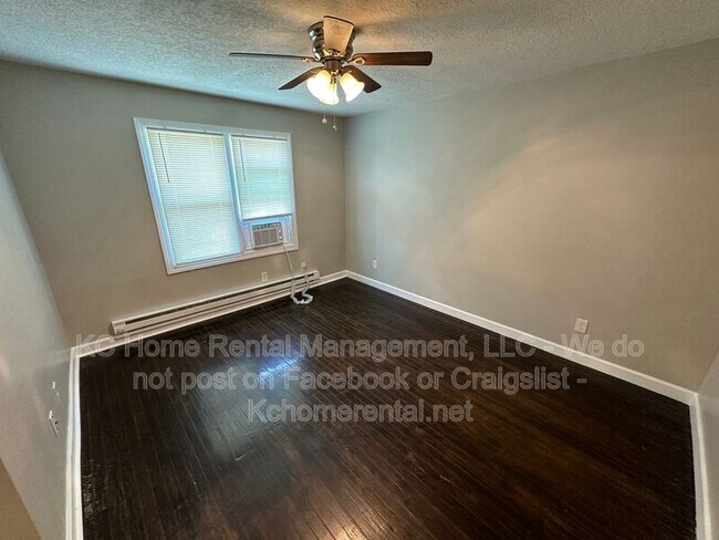 Building Photo - 901 N 16 St