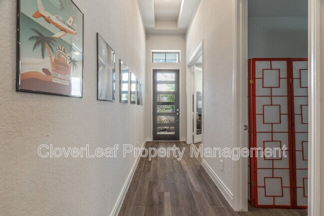 Building Photo - 1149 Cadogan Squire