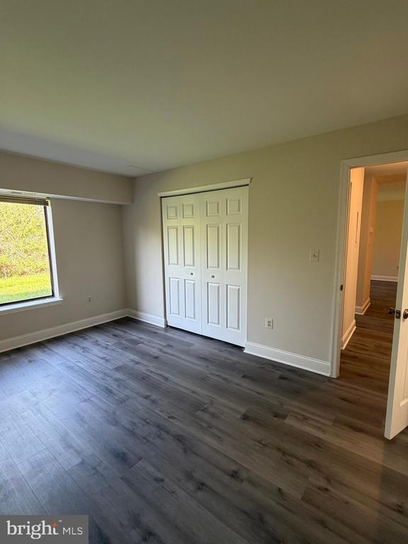 Building Photo - 8395 Buttress Ln