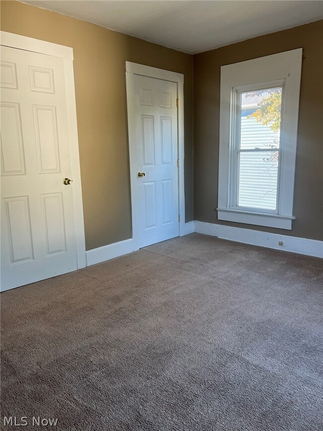 Building Photo - 521 Spangler Dr