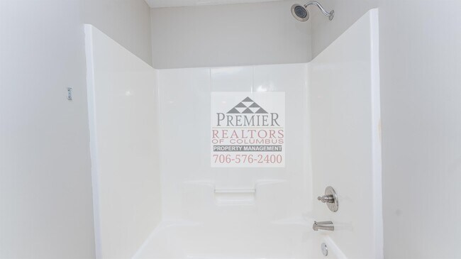 Building Photo - 7331 San Vista Dr