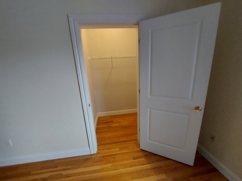 Walk-in Closet - 301 68th St
