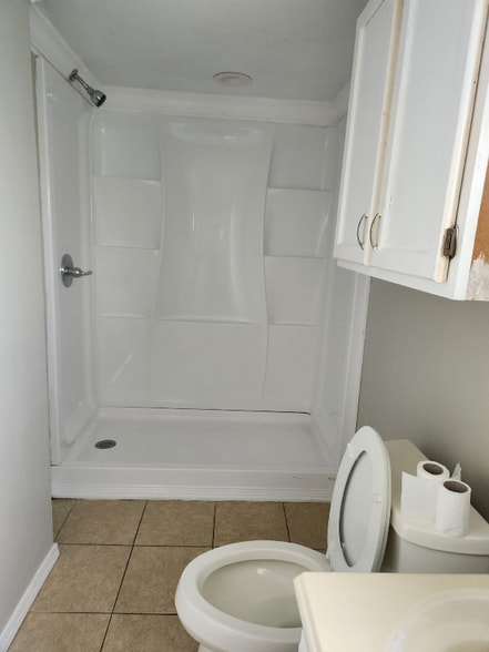 Building Photo - 1579 Duchamp Rd