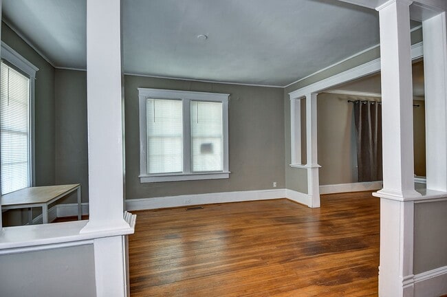 Building Photo - FOR RENT  - NORFOLK / ODU AREA