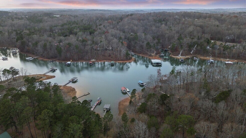 Building Photo - 68 P J S Inlt