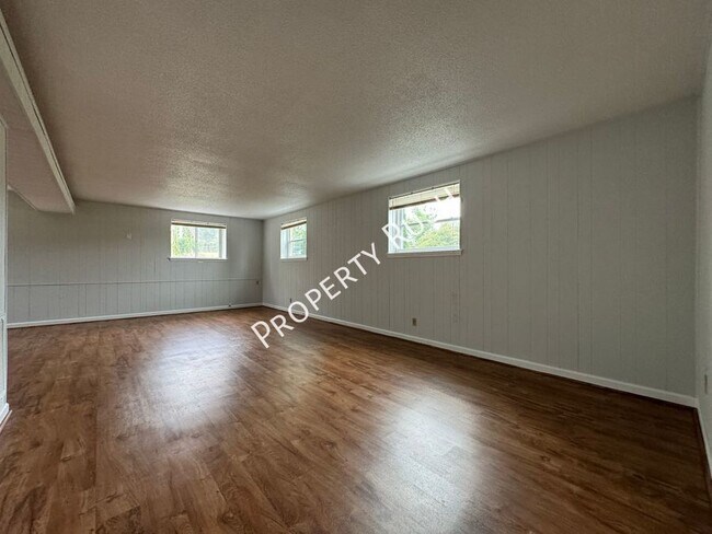 Building Photo - 2307 Arroyo Dr