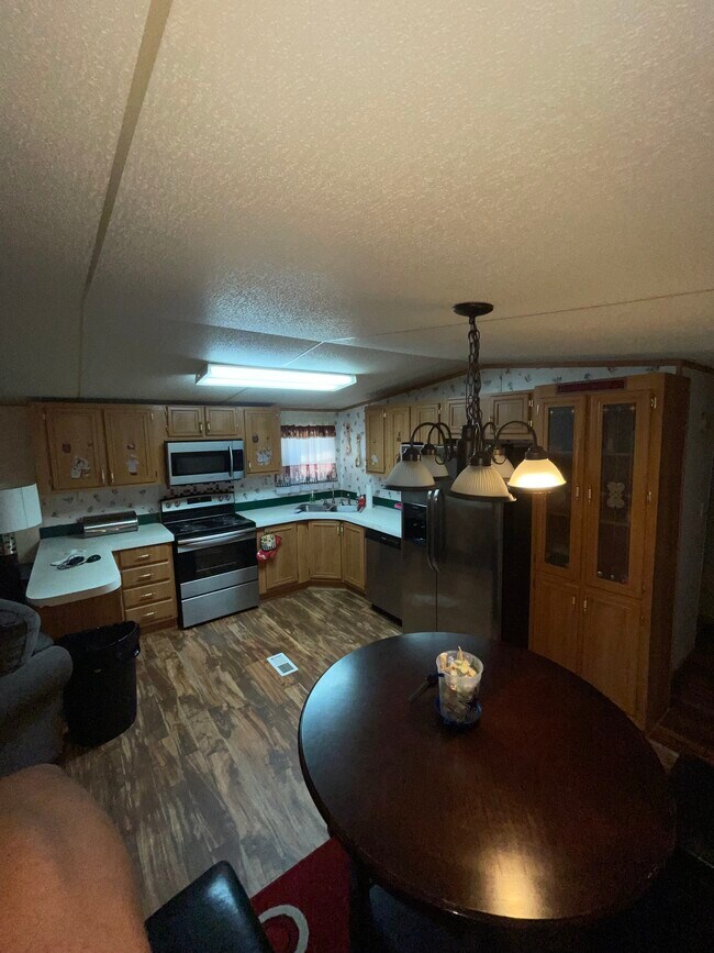 Building Photo - 3049 Pheasant Glen Dr