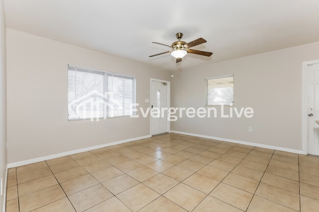 Building Photo - 139 Harrison St