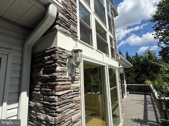 Building Photo - 479 Montalto Dr