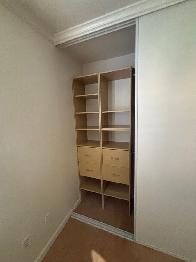 Building Photo - Resort living in Siena Hills-Condo with Pool, Gym and more!