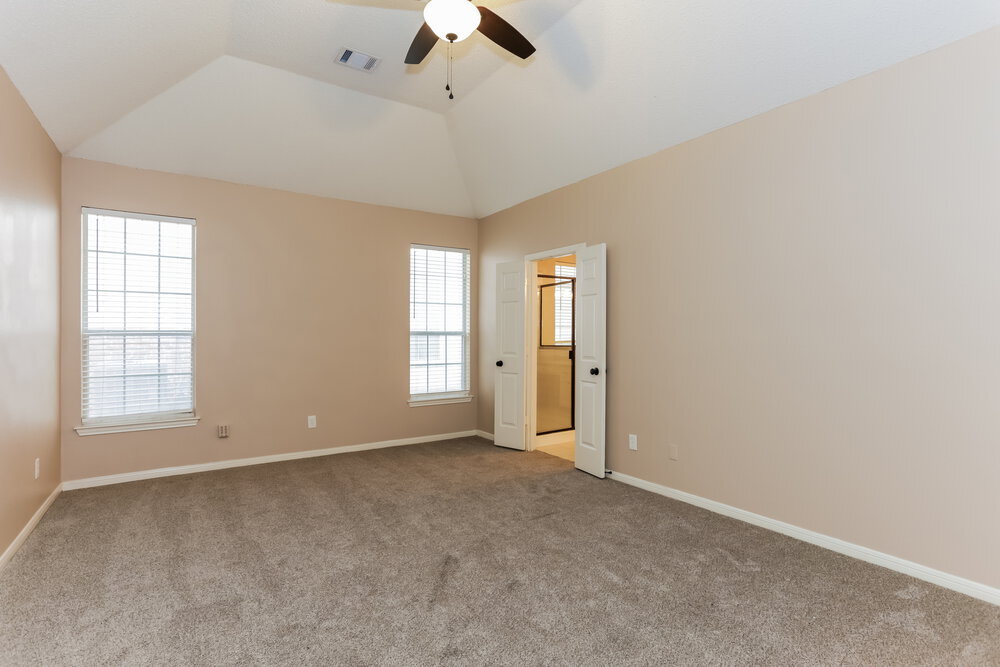 Building Photo - 1510 Lost Creek Dr