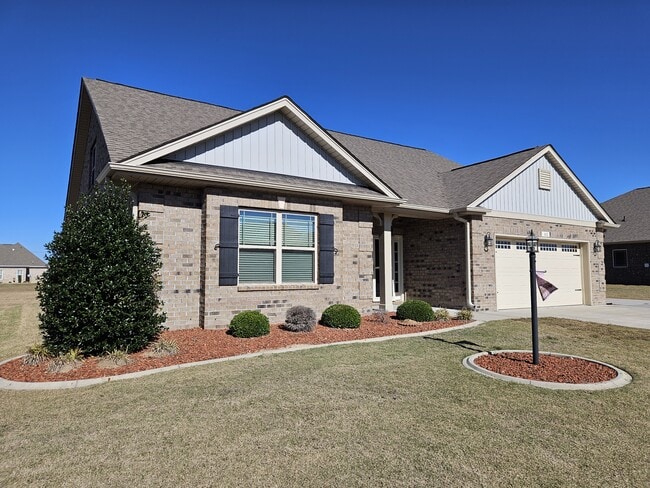 Building Photo - 112 Mergini Dr