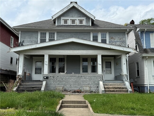 Primary Photo - 1105 Virginia St