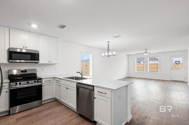 Building Photo - 15383 Furlong Lp