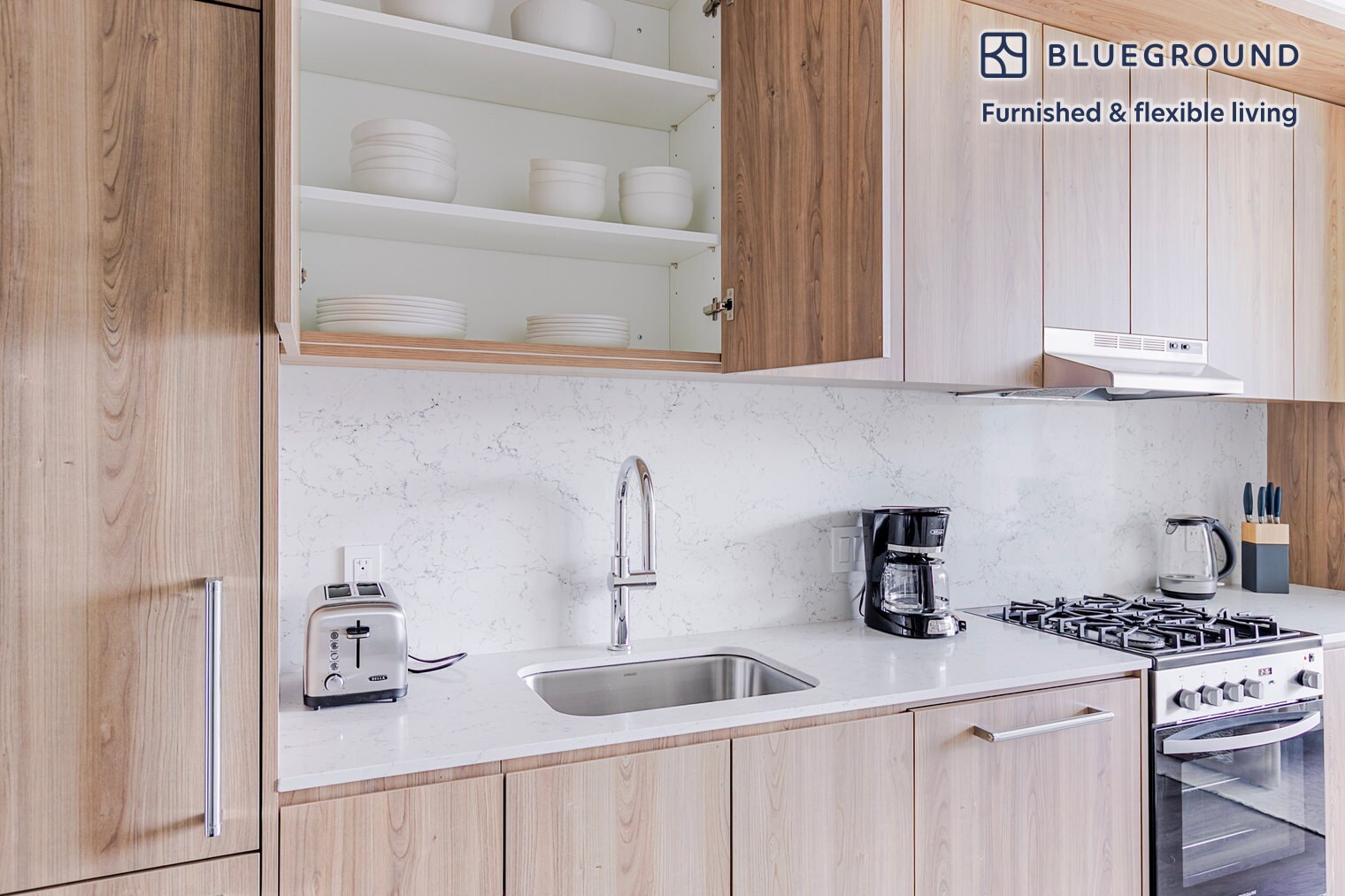 Building Photo - 1000 S Michigan Ave