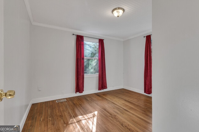 Building Photo - 9 Meridian Dr