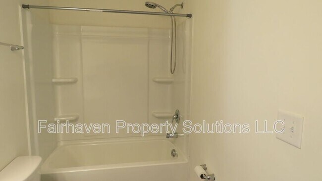 Building Photo - 1026 Paddington Dr