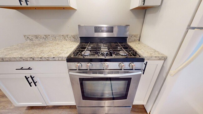 Building Photo - 7405 Marlborough Ave