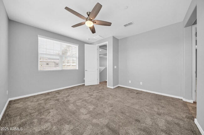 Building Photo - 25526 N 103rd Ave
