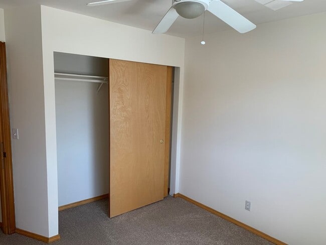 Building Photo - Newly remodel 4 bed 3 bath home in Shoreline