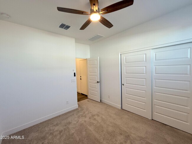 Building Photo - 10203 W Crittenden Ln