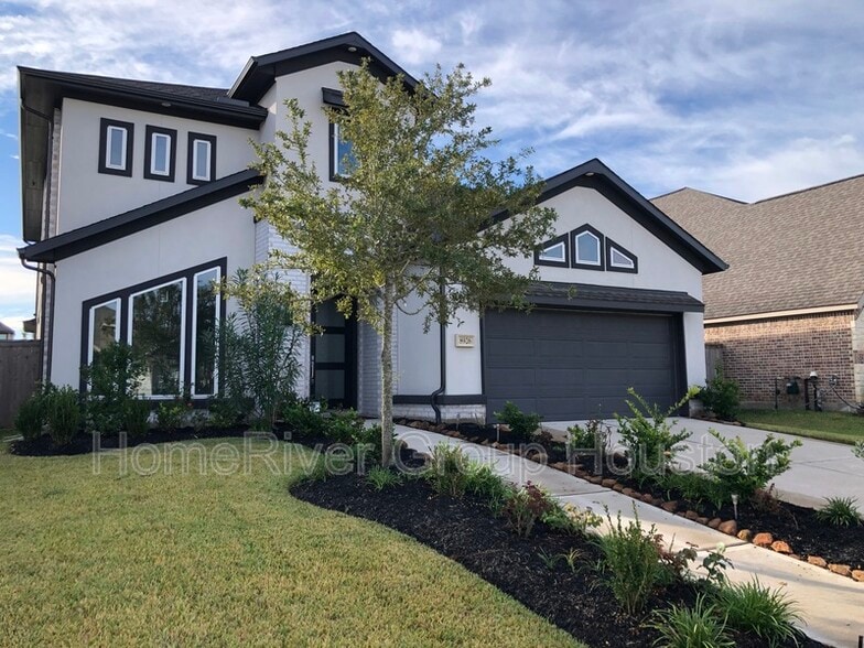 Building Photo - 8926 Emerald Cane Dr