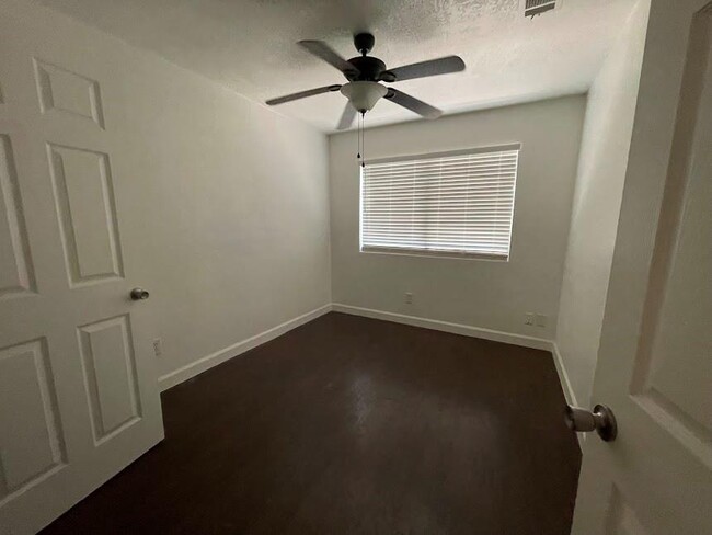 Building Photo - 5100 Galen Ct