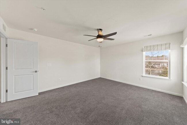 Building Photo - 5559 Trafalgar Cir