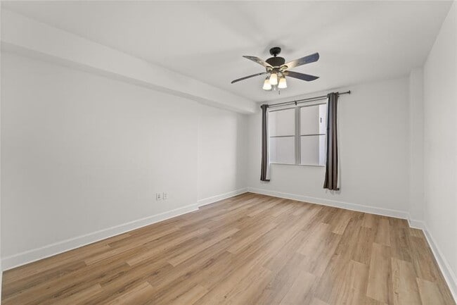 Building Photo - 1830 Radius Dr