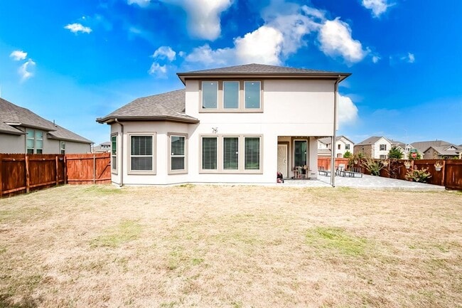 Building Photo - 508 Middle Brook Dr