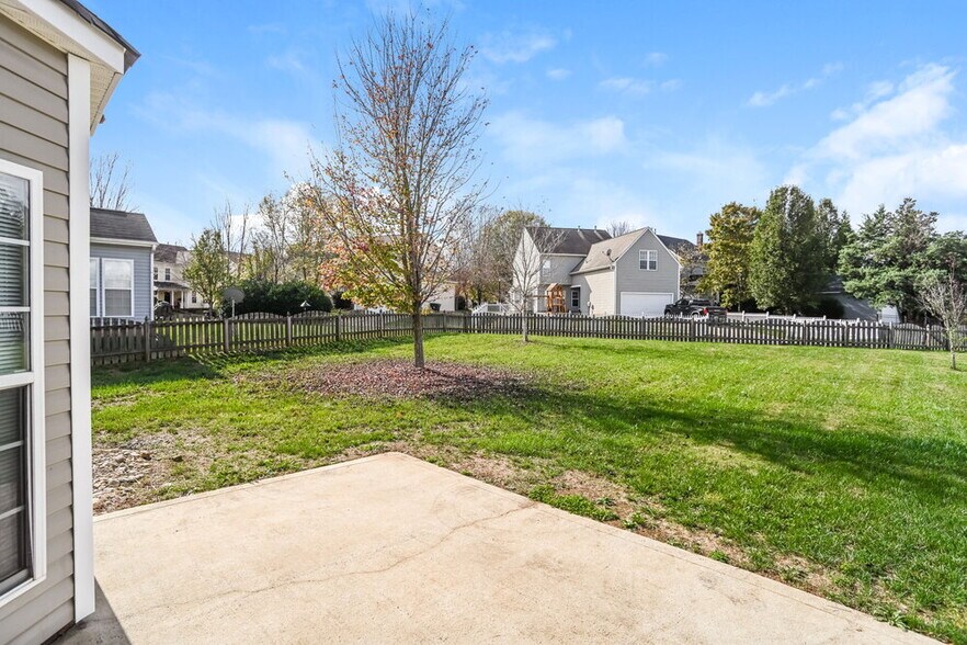 Building Photo - 7411 Stillbrook Bend Ct