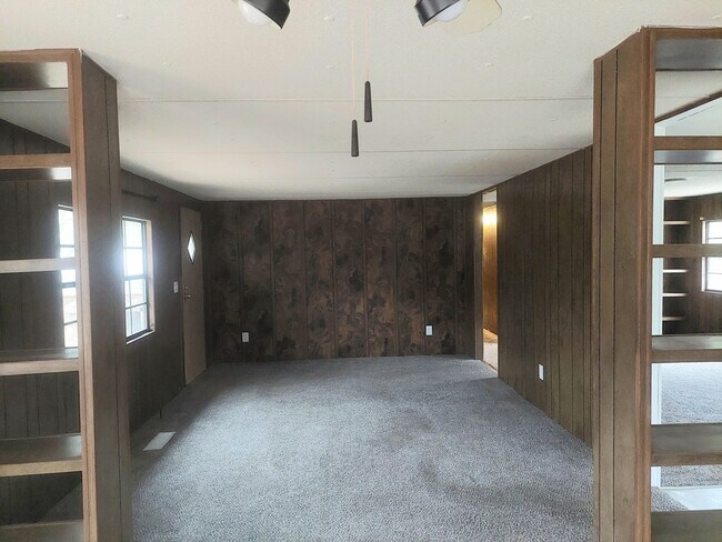 Building Photo - Waverly Hall (Harris County) Lake View