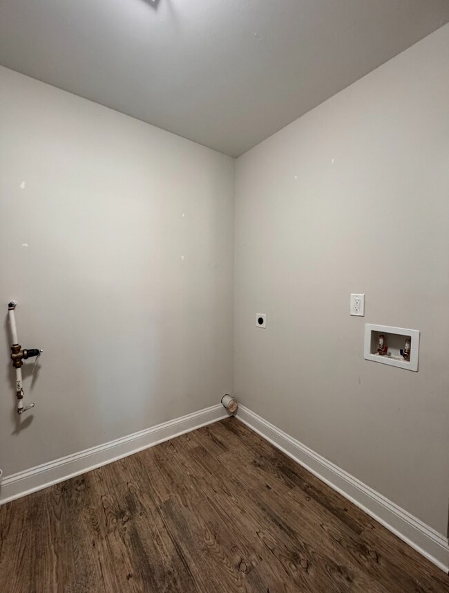 Building Photo - Move-In Ready 2 Bedroom, 2 Bath Apartment in Easley – Convenient Location & Spacious Living!