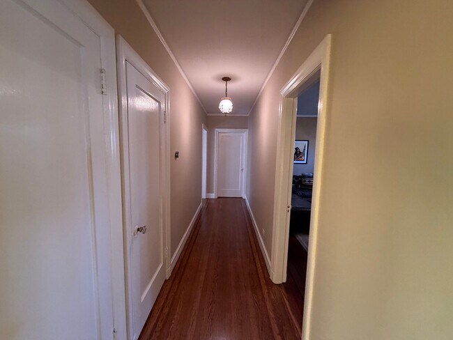 Building Photo - Elegant St. Francis Wood Residence - Available Furnished or Unfurnished