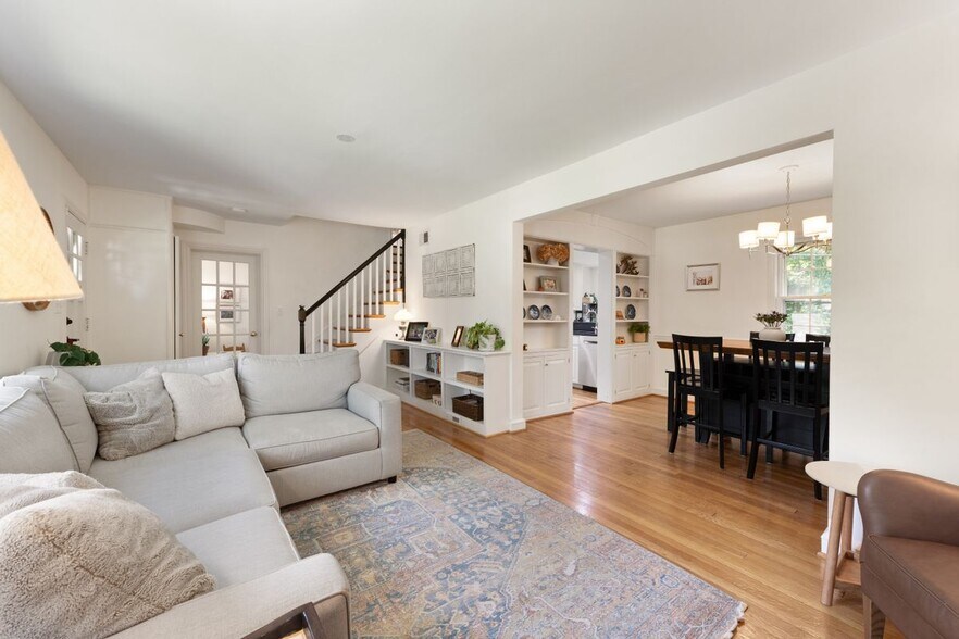 Building Photo - 3812 47th St NW