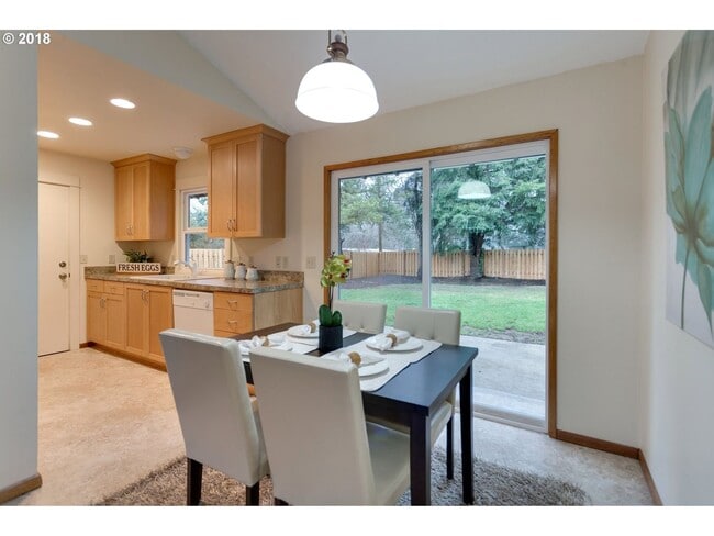 Building Photo - Cedar Hills Home on Large Lot with Fenced Backyard!!!